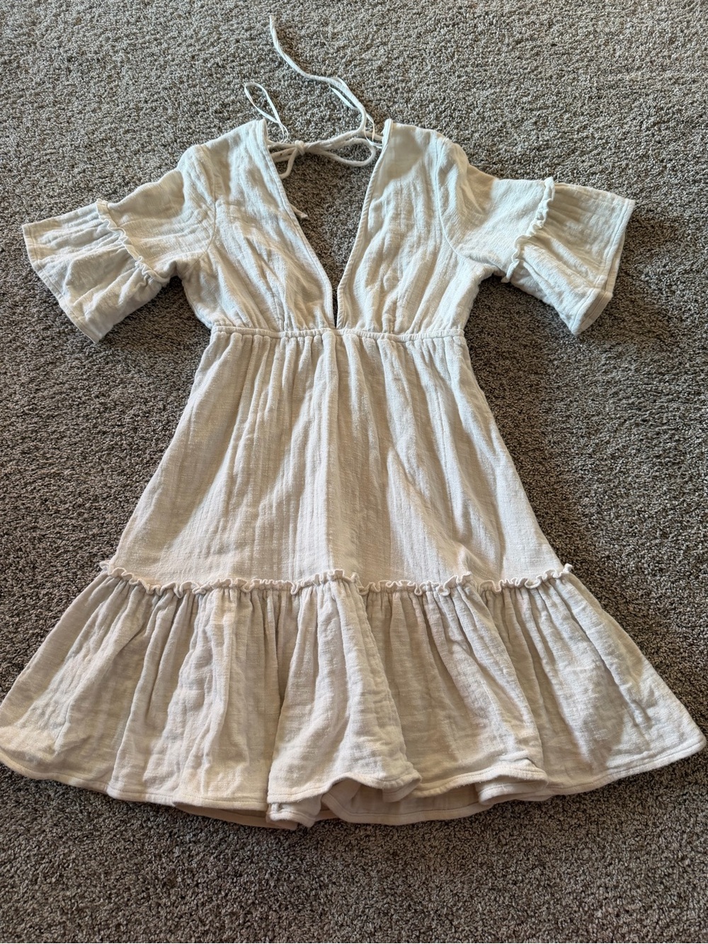 Billabong Cream Tiered V‑Neck Dress with Ruffle Trim